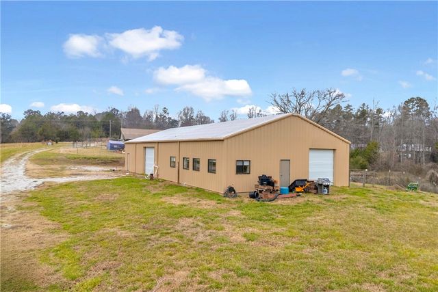 665 Oconee Creek Road, Walhalla, SC 29691