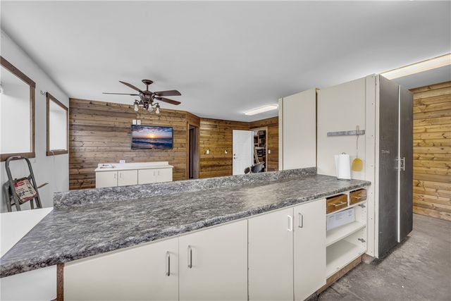 665 Oconee Creek Road, Walhalla, SC 29691