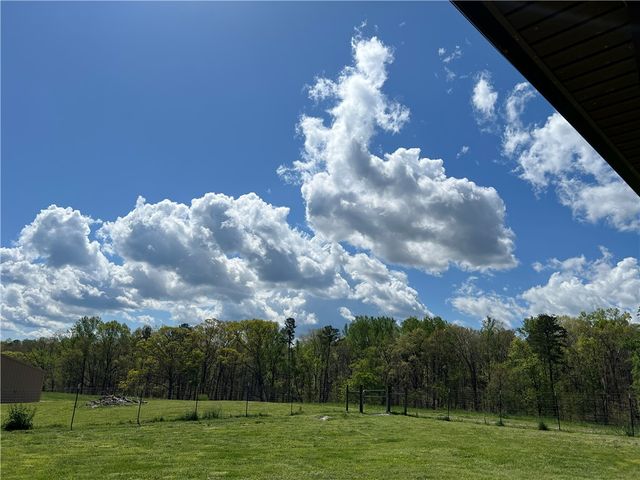 665 Oconee Creek Road, Walhalla, SC 29691