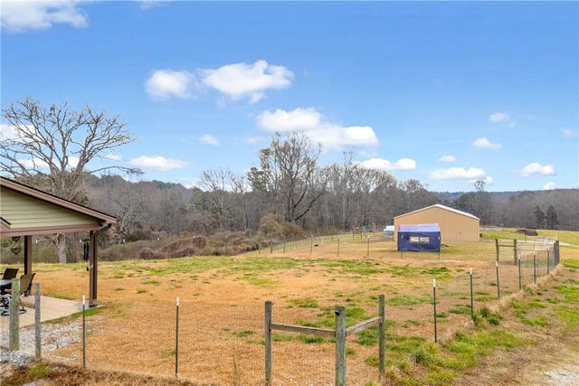 665 Oconee Creek Road, Walhalla, SC 29691