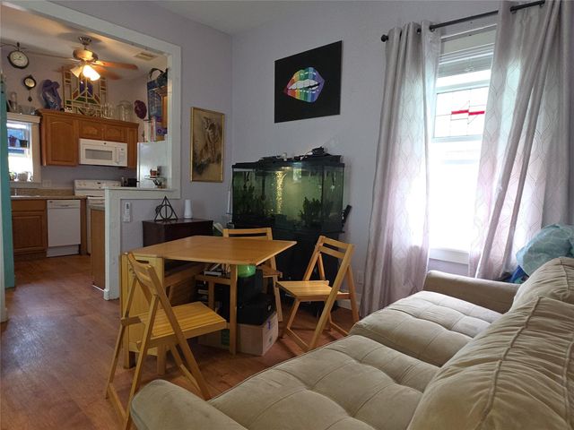 1203 Avenue L, Galveston, TX 77550