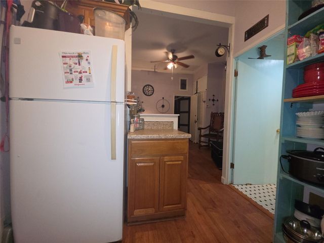 1203 Avenue L, Galveston, TX 77550