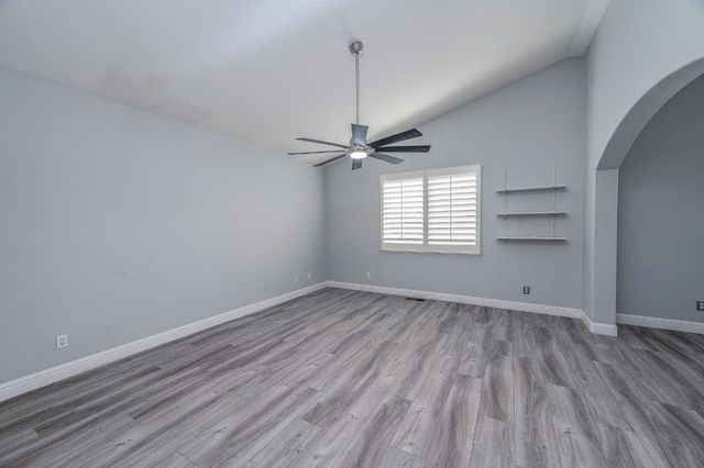 2800 Olympus Ct, Modesto, CA 95356