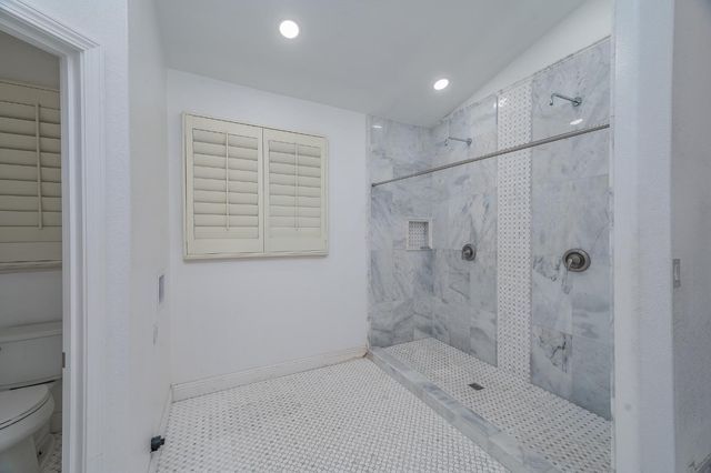 2800 Olympus Ct, Modesto, CA 95356