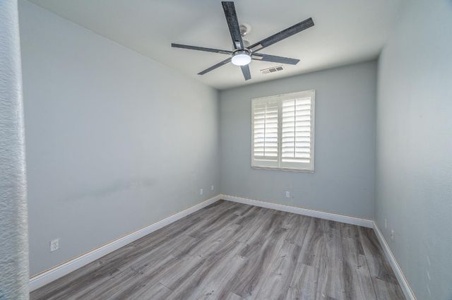 2800 Olympus Ct, Modesto, CA 95356