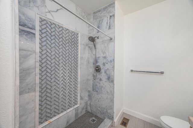 2800 Olympus Ct, Modesto, CA 95356