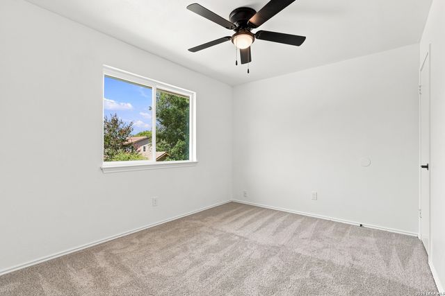 2818 Burning Rock, San Antonio, TX 78247