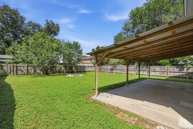 2818 Burning Rock, San Antonio, TX 78247