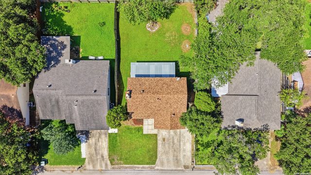 2818 Burning Rock, San Antonio, TX 78247