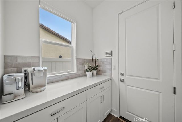 29448 Via Diamante, Valencia, CA 91354