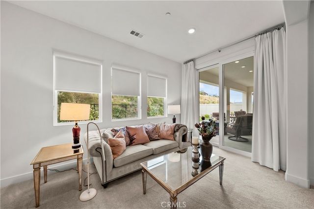29448 Via Diamante, Valencia, CA 91354