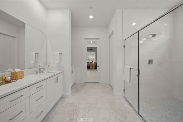 29448 Via Diamante, Valencia, CA 91354