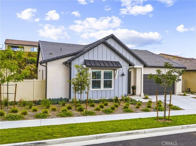 29448 Via Diamante, Valencia, CA 91354