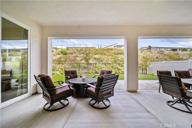 29448 Via Diamante, Valencia, CA 91354