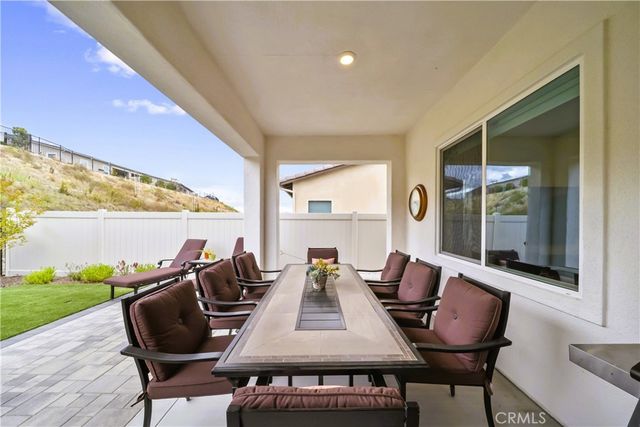 29448 Via Diamante, Valencia, CA 91354