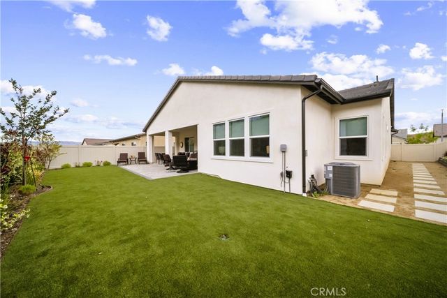 29448 Via Diamante, Valencia, CA 91354