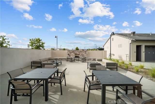 29448 Via Diamante, Valencia, CA 91354