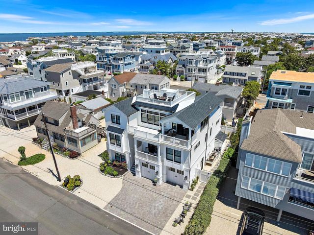 111 E TENNESSEE AVE, Long Beach Township, NJ 08008