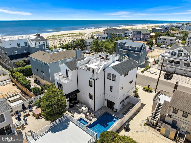 111 E TENNESSEE AVE, Long Beach Township, NJ 08008