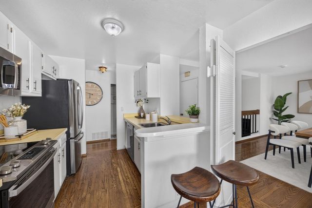 1328 Oddstad Boulevard, Pacifica, CA 94044