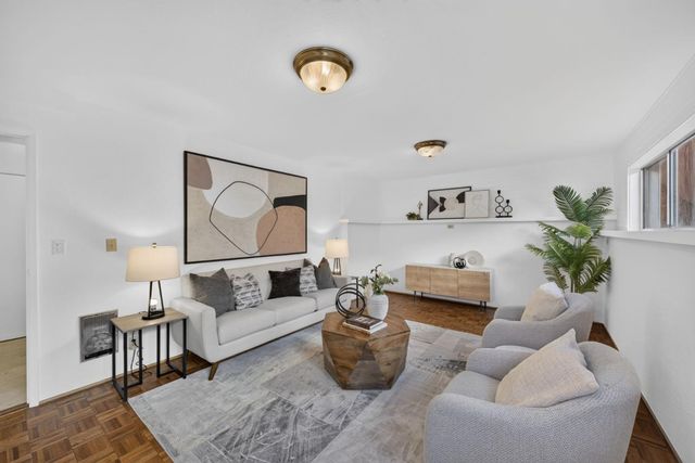 1328 Oddstad Boulevard, Pacifica, CA 94044