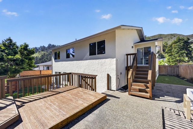 1328 Oddstad Boulevard, Pacifica, CA 94044