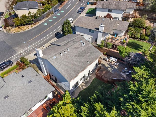 1328 Oddstad Boulevard, Pacifica, CA 94044
