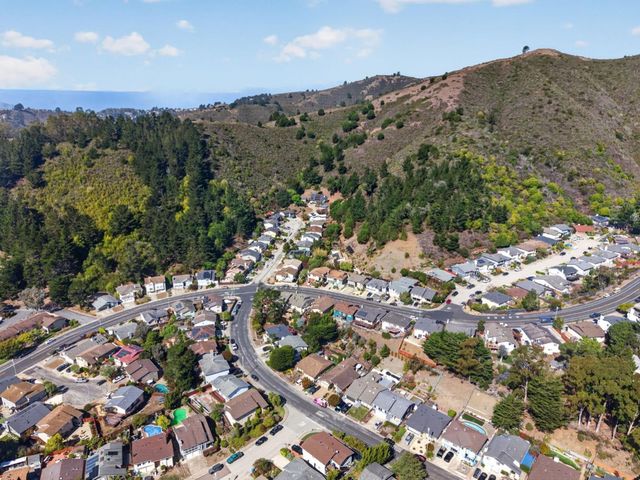1328 Oddstad Boulevard, Pacifica, CA 94044