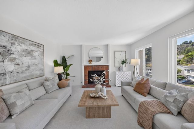 1328 Oddstad Boulevard, Pacifica, CA 94044