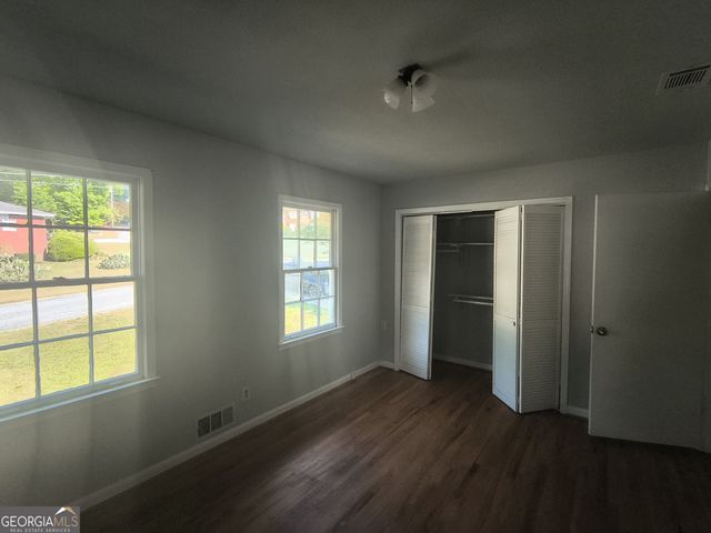 363 River Road, Jonesboro, GA 30236