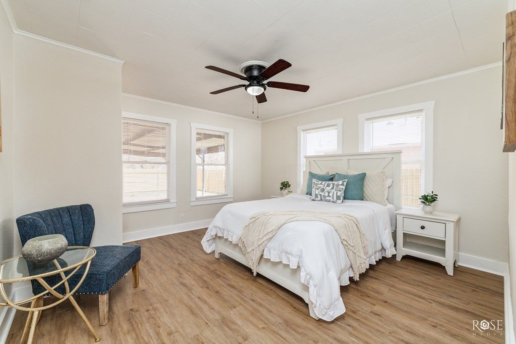 Image 11 of property listing at 310 E 38th Street, San Angelo, TX 76903