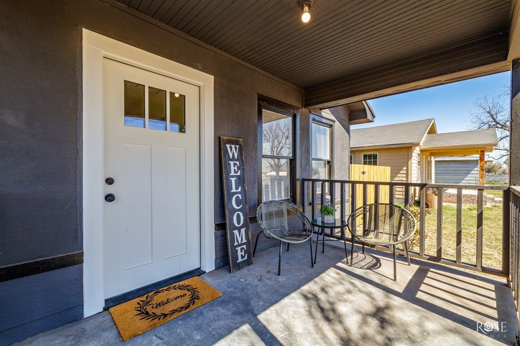 Image 4 of property listing at 310 E 38th Street, San Angelo, TX 76903