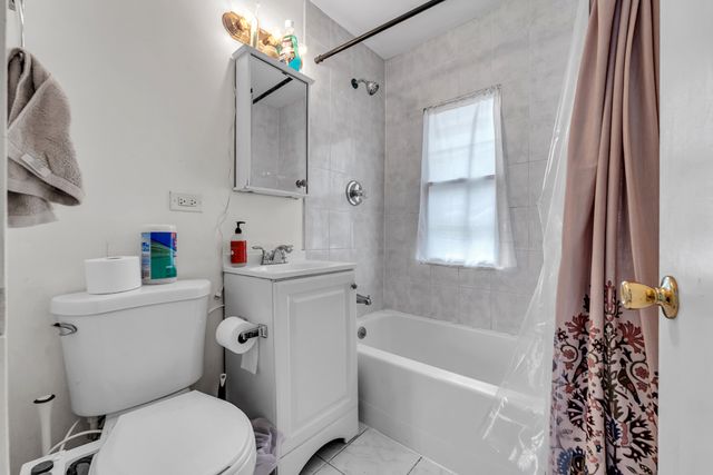 4822 W 22nd Place, Cicero, IL 60804