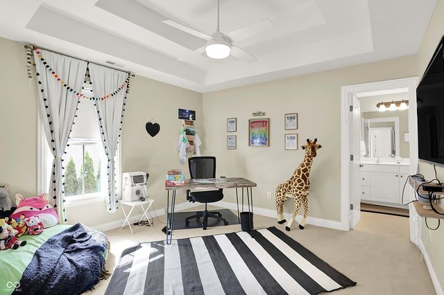 13054 Deerstyne Green Street, Carmel, IN 46032