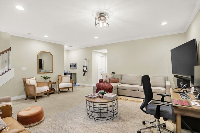 13054 Deerstyne Green Street, Carmel, IN 46032