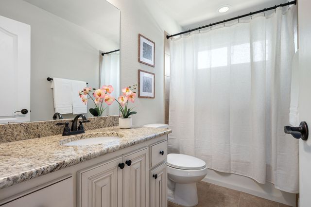 344 Sherbrook Street, Van Alstyne, TX 75495