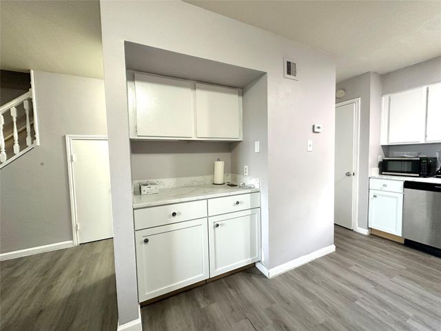 4109 Lark Lane A, Houston, TX 77025