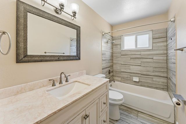 6305 Edgerton Way, Carmichael, CA 95608