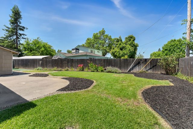 6305 Edgerton Way, Carmichael, CA 95608