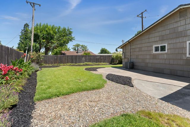 6305 Edgerton Way, Carmichael, CA 95608