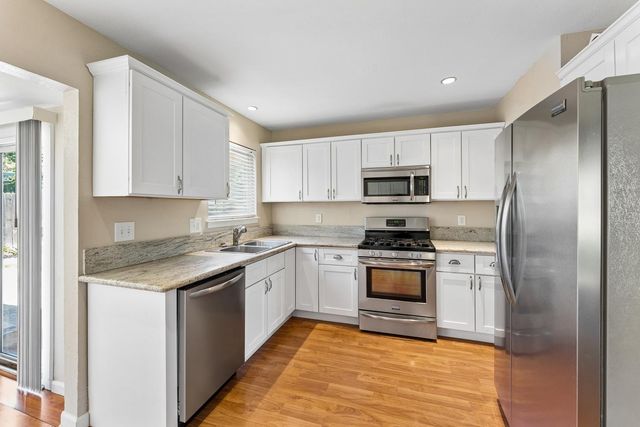 6305 Edgerton Way, Carmichael, CA 95608