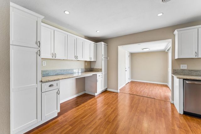 6305 Edgerton Way, Carmichael, CA 95608