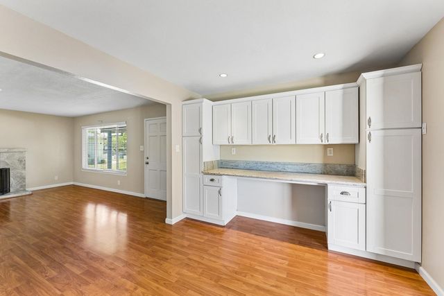 6305 Edgerton Way, Carmichael, CA 95608