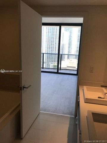 55 SW 9th St 2103, Miami, FL 33130