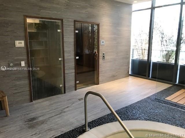55 SW 9th St 2103, Miami, FL 33130