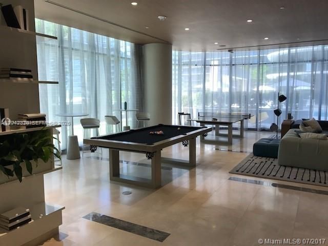 55 SW 9th St 2103, Miami, FL 33130