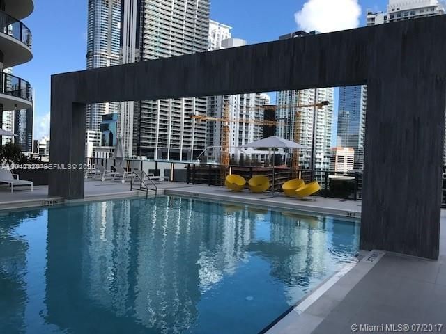 55 SW 9th St 2103, Miami, FL 33130