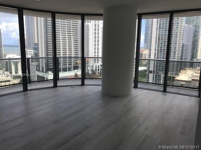 55 SW 9th St 2103, Miami, FL 33130