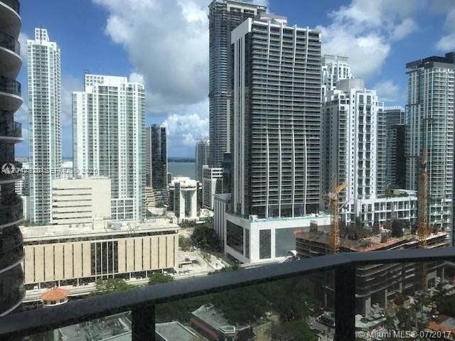 55 SW 9th St 2103, Miami, FL 33130