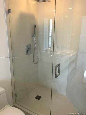 55 SW 9th St 2103, Miami, FL 33130